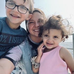 Meet your Posher, Cortney